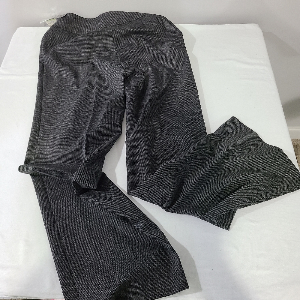 Jones New York slacks